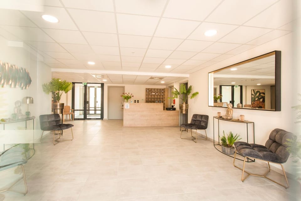 Zenao Appart'hotels Villeneuve-les-Avignon Hotel in Villeneuve-lès-Avignon