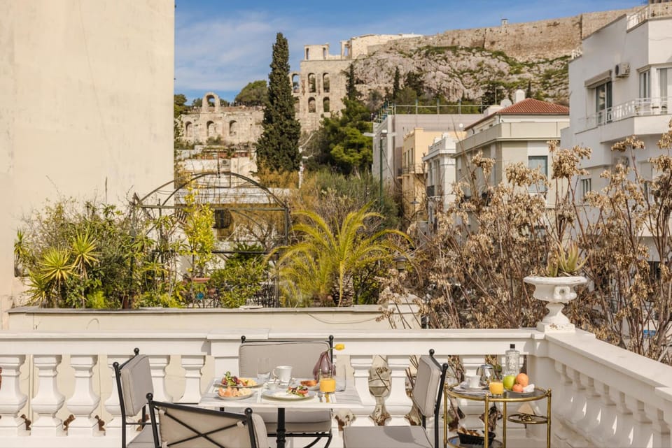 Noble Suites Hotel in Athens
