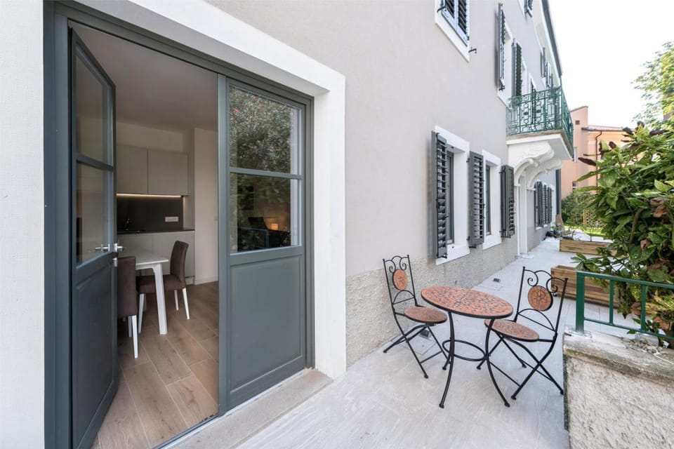 Residence La Torre con private park Hotel in Trieste