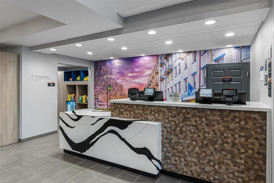 Best Western Plus Savannah Gateway Hotel in Savannah