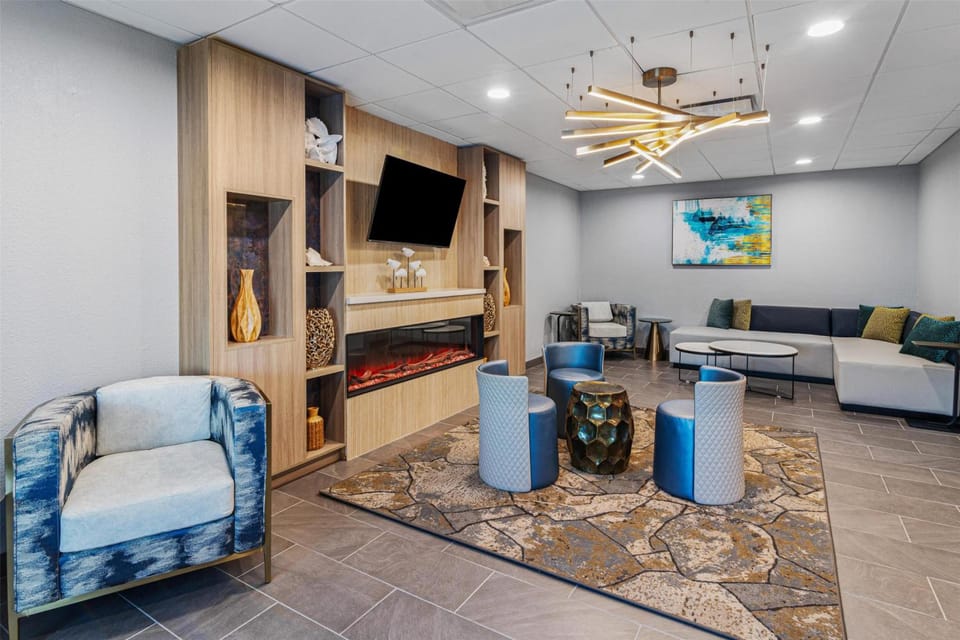 Best Western Plus Savannah Gateway Hotel in Savannah