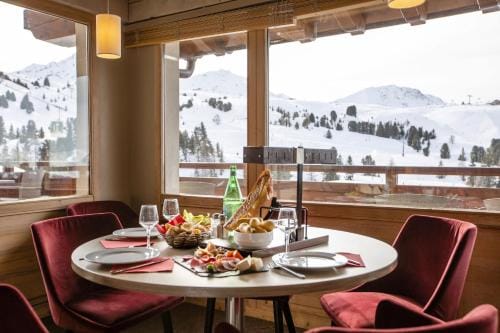 Hotel Club MMV Les 2 Domaines Hotel in Mâcot-la-Plagne