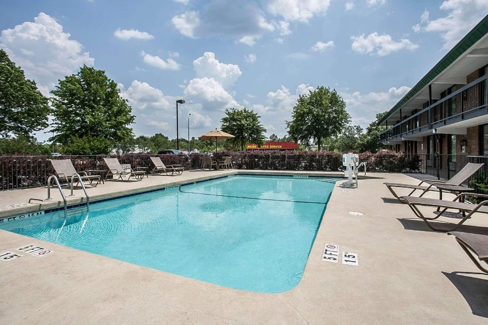 Quality Inn Hartsville Hotel in South Carolina