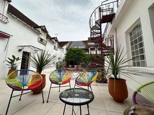 Villa Hyper Centre Le Blanc Type Hotel Entree Autonome Hotel in Centre-Val de Loire