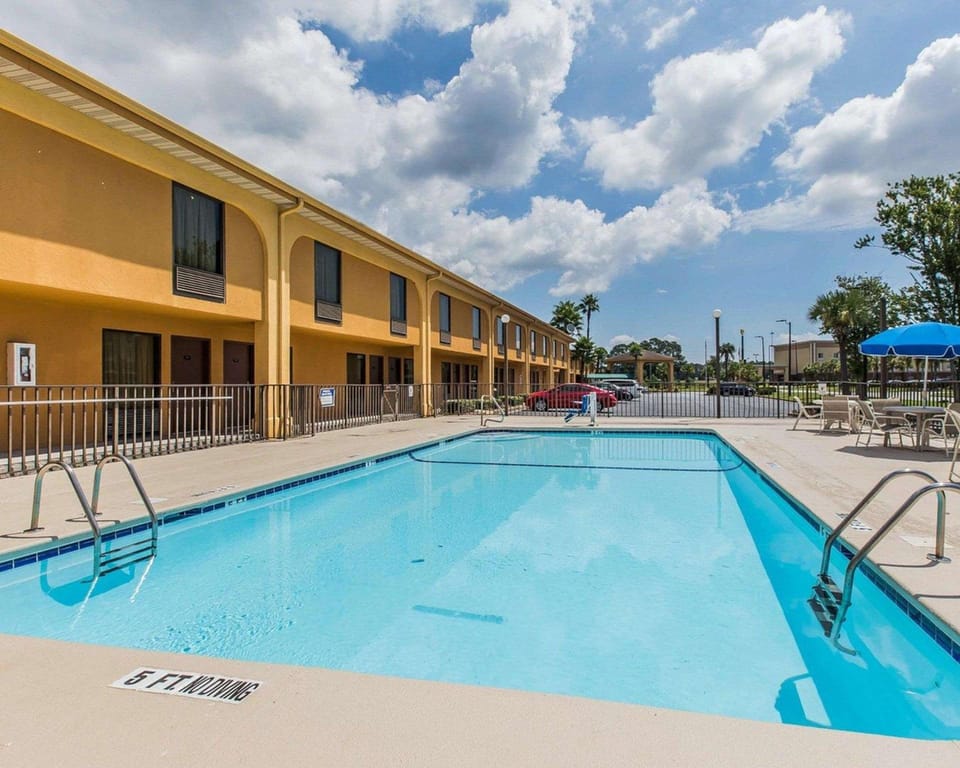 Quality Inn Brunswick Hotel in Georgia