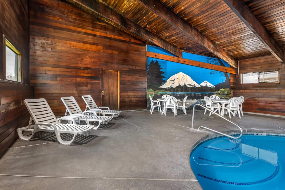 Quality Inn Klamath Falls - Crater Lake Gateway Hotel in Klamath Falls
