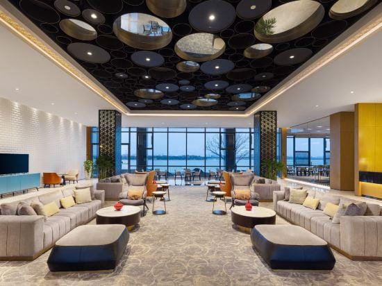 Crystay Hotel & Resort Hotel in Suzhou