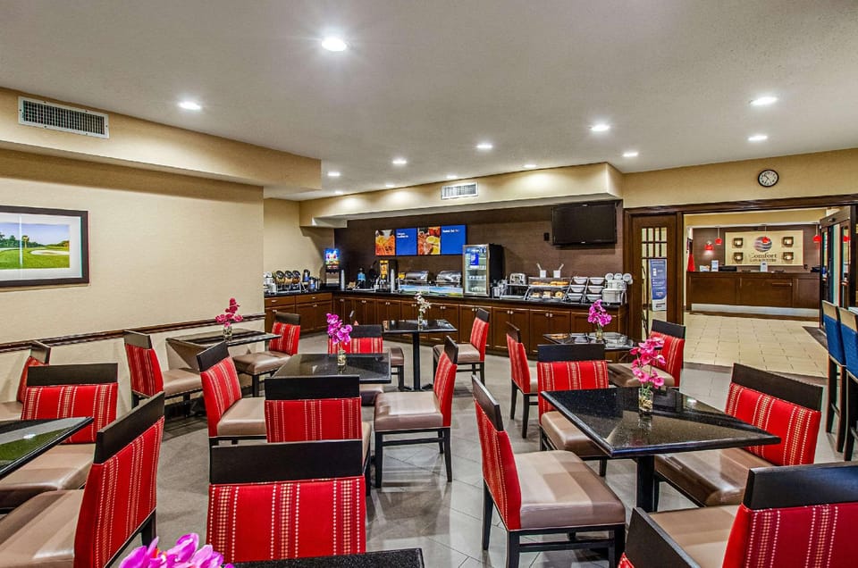 Comfort Inn & Suites Santee I-95 Hotel in Santee