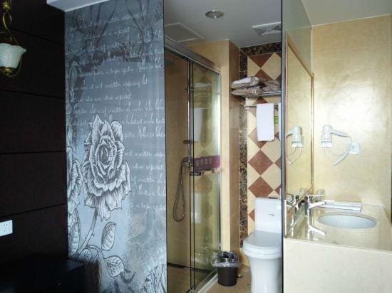 Shaoxing Yuhua Hotel (Chengnan Avenue Subway Station) Hotel in Hangzhou