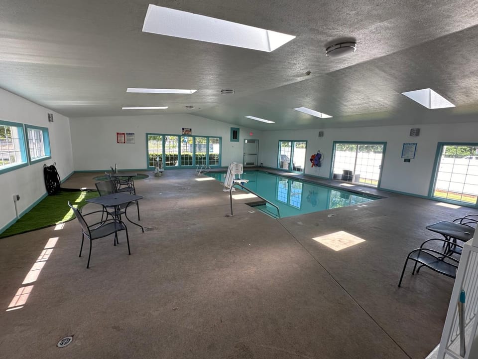 Quality Inn & Suites Albany Corvallis Hotel in Albany