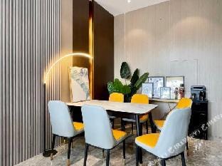 Yahao Business Hotel (Nanjing Olympic Sports Center Daoxiang Music Space Store) Hotel in Nanjing