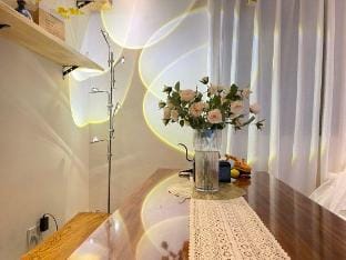 Shanghai yishu residence (national convention and exhibition center) Hotel in Shanghai