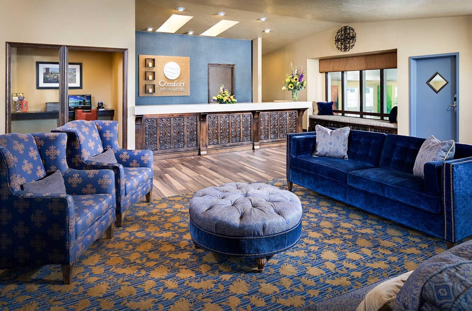 Comfort Inn & Suites Ashland Hotel in Oregon