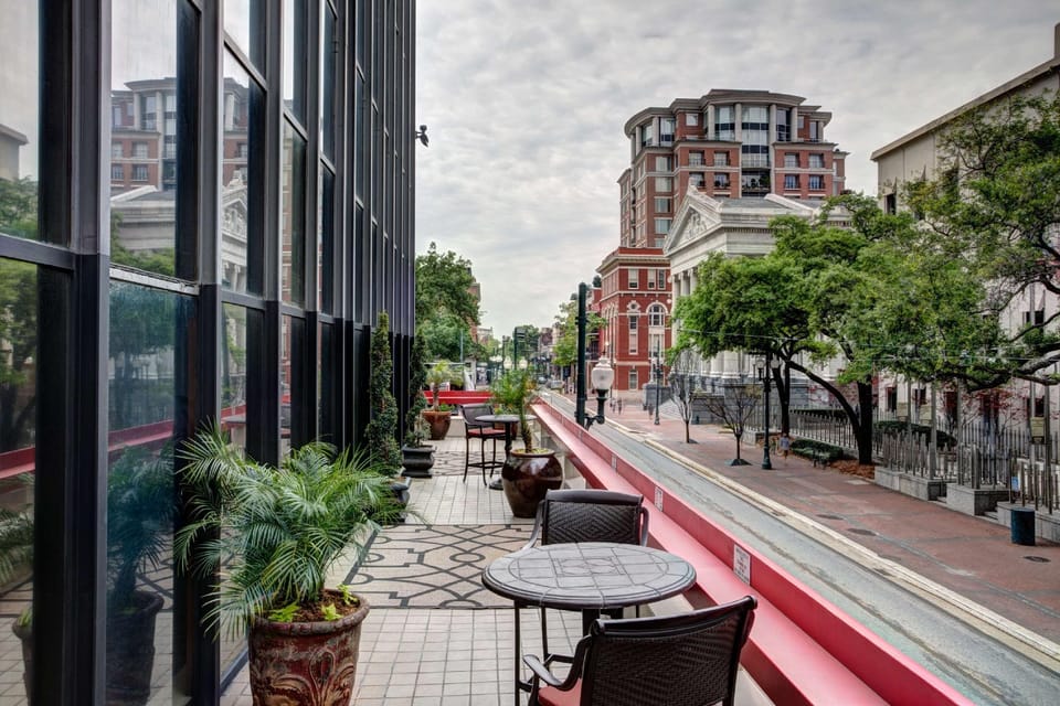 Blake Hotel New Orleans, BW Signature Collection Hotel in Warehouse District