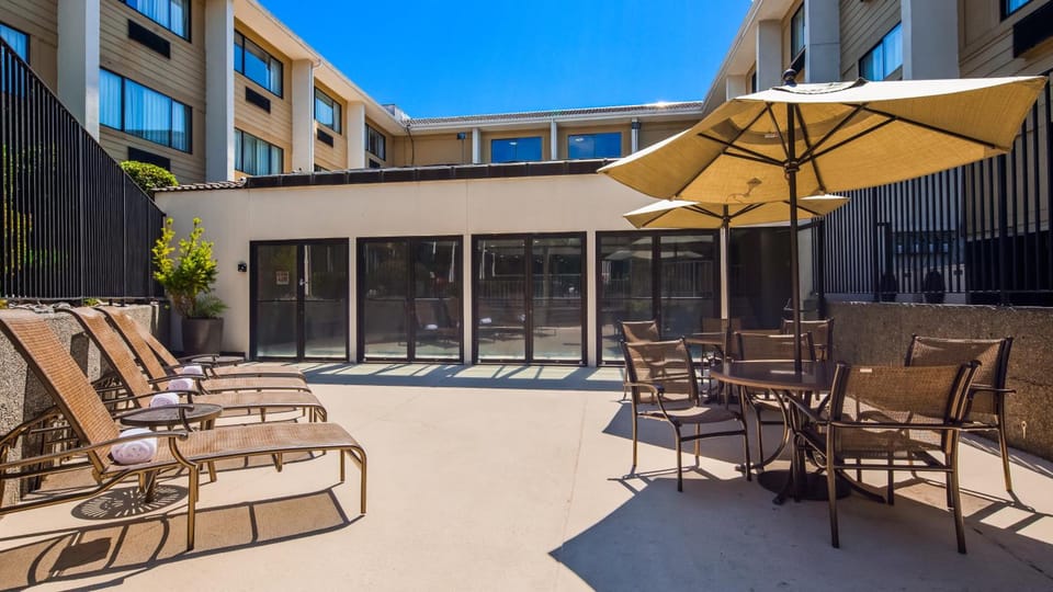 Best Western Seattle Airport Hotel Hotel in Des Moines