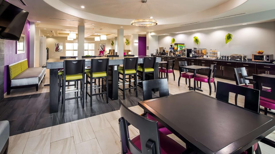 Best Western Plus Dilley Inn & Suites Hotel in Rio Grande