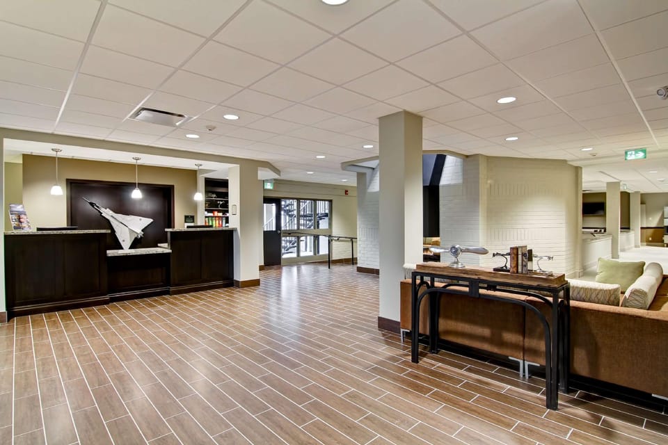 Best Western London Airport Inn & Suites Hotel in London