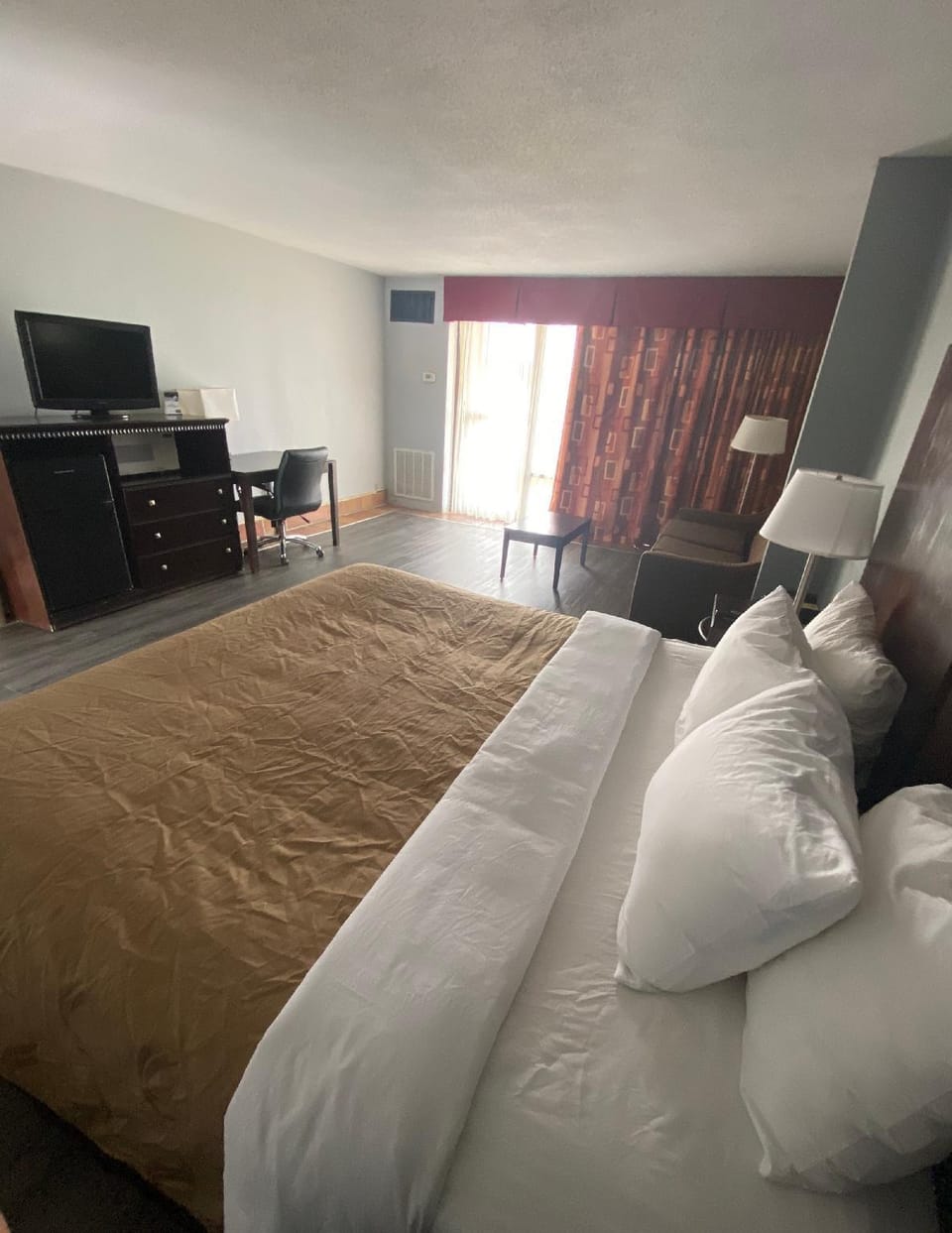 Bay View Inn Beach Resort Hotel in Gulf Breeze