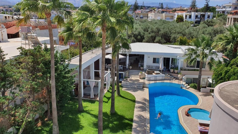 Elizabeth Suites Apartment hotel in Crete