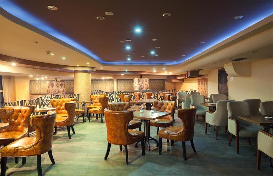 Bar/lounge