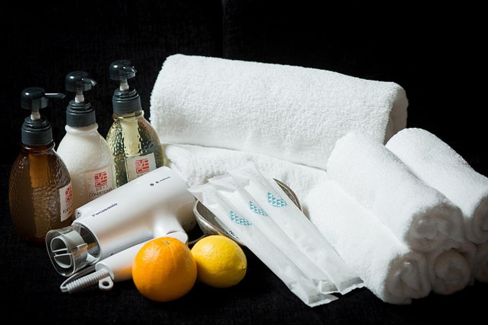 Amenity (Guest room)