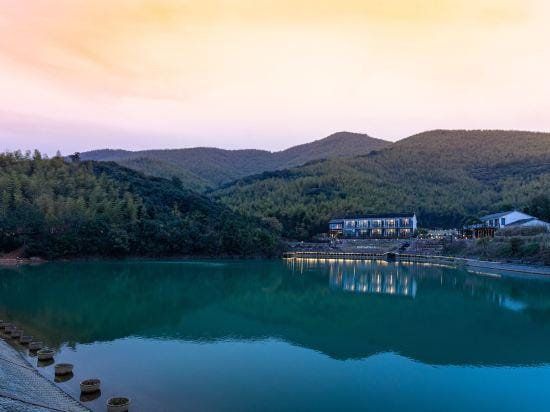 Qingfeng Xianju Hostel Hotel in Zhejiang