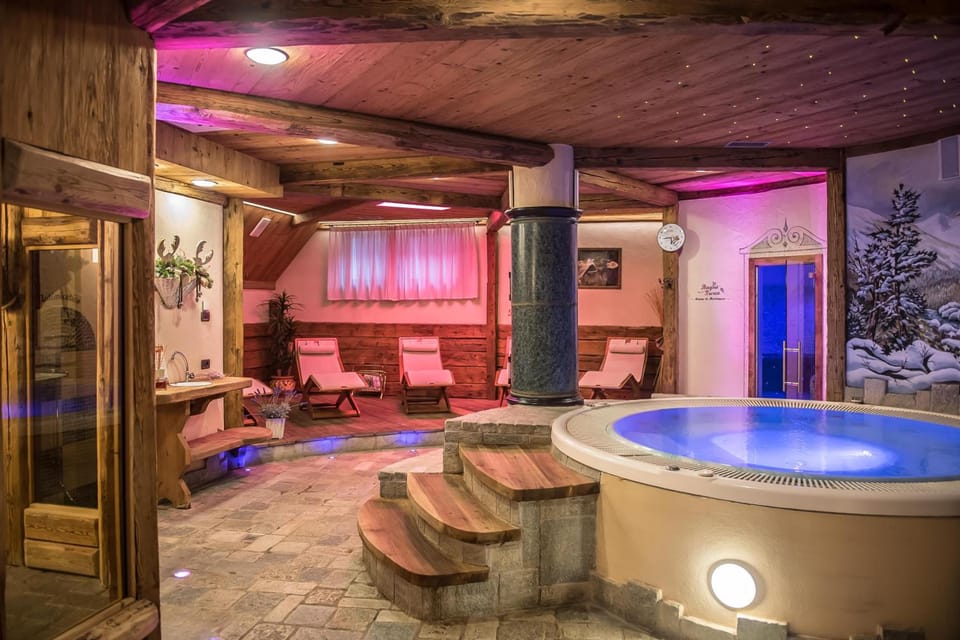 Hotel Capriolo Hotel in Canton of Grisons