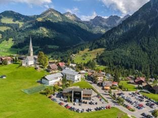Apartment in Sankt Johann near Ski Area Hotel in Salzburgerland