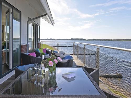 Apartment in Kamperland by Veerse Meer Lake Hotel in Kamperland