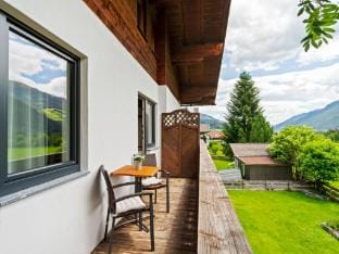 Chalet Bramberg near Ski Slopes Hotel in Salzburgerland