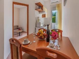 Banjole Cozy Family Retreat Hotel in Banjole
