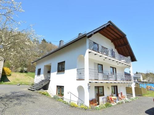 Lirstal Family Getaway Hotel in Cochem-Zell