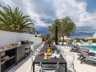 Apartment 5 km from Trogirs center Hotel in Šibenik-Knin County, Croatia