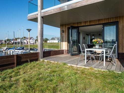 Apartment in Kamperland with Marina Views Hotel in Kamperland