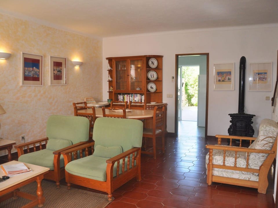 Villa in Vilamoura with Pool  Terrace Resort in Quarteira