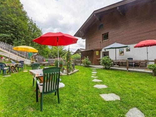 Apartment in Saalbach near Ski Lifts Hotel in Salzburgerland