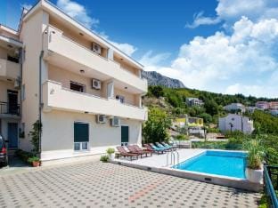 Charming Seaside Apartment Hotel in Split-Dalmatia County