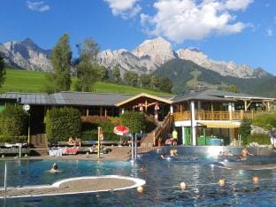Apartment Maria Alm near Hochkonig Ski Slopes Hotel in Maria Alm