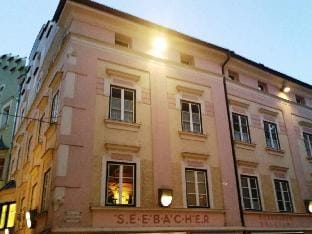 Modern Apartment, Bressanone Hotel in Brixen