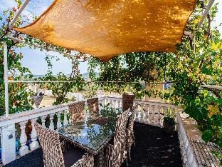 Stunning Villa in Zaton Obrovacki with Swimming Pool Hotel in Šibenik-Knin County, Croatia