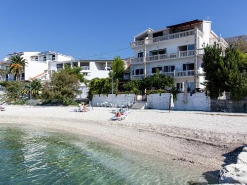 Seaside Escape, Podstrana Hotel in Podstrana