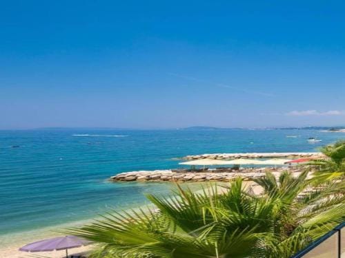 Seaside Escape, Podstrana Hotel in Podstrana