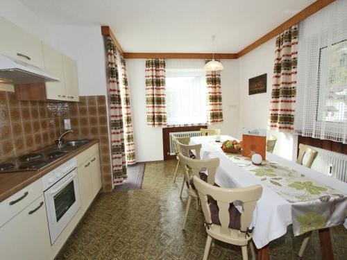 Apartment in Aschau near Zillertal Ski Lift Hotel in Tyrol