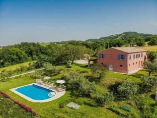 Belvilla by OYO Villa Cucco Hotel in Marche
