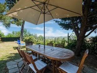 Apartment in Villagrande with Adriatic Views Hotel in Marche