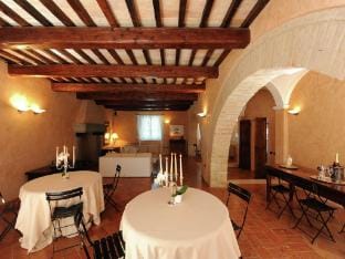 Villa in Montemaggiore with Private Pool Hotel in Marche