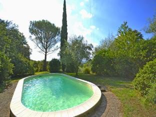 Spacious Tuscan Villa Hotel in Umbria