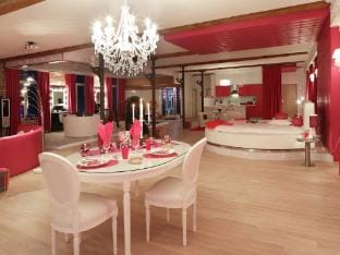 Cozy Stay with Pool  Nature Hotel in Wallonia, Belgium
