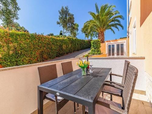 Apartment with Pool, Banjole Hotel in Banjole