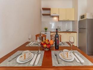 Apartment with Pool, Banjole Hotel in Banjole